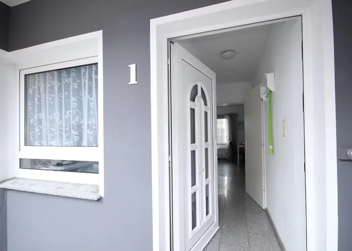 Mary Read 1 Lejlighed *